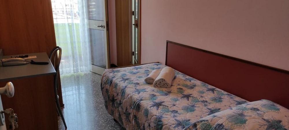 Hotel Vianello Lido di Jesolo Exterior foto